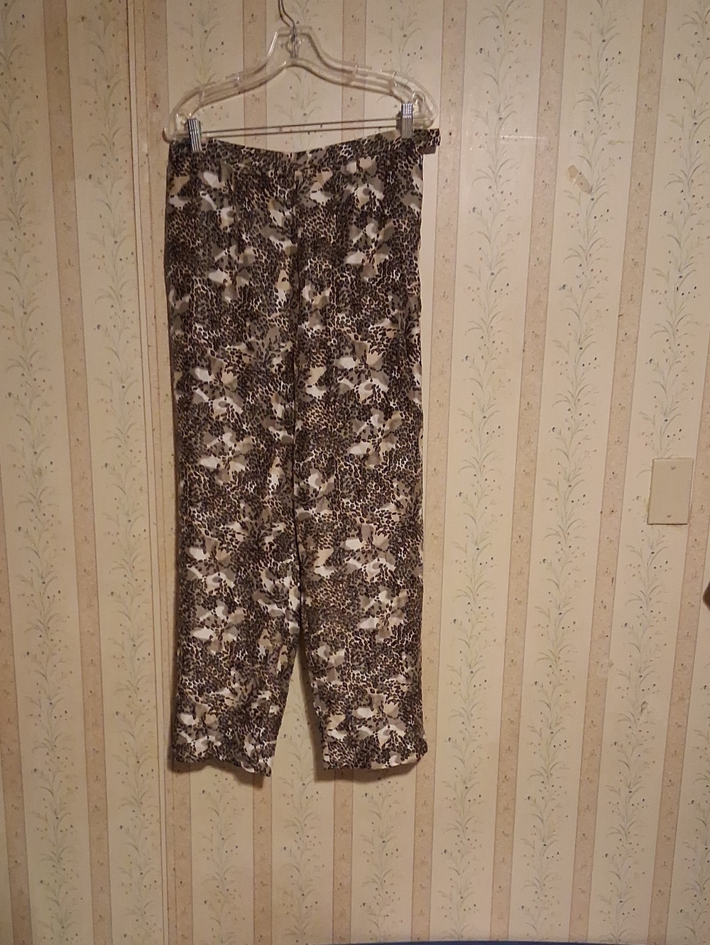 Straight-Leg Women's Pants in Brown Animal Print